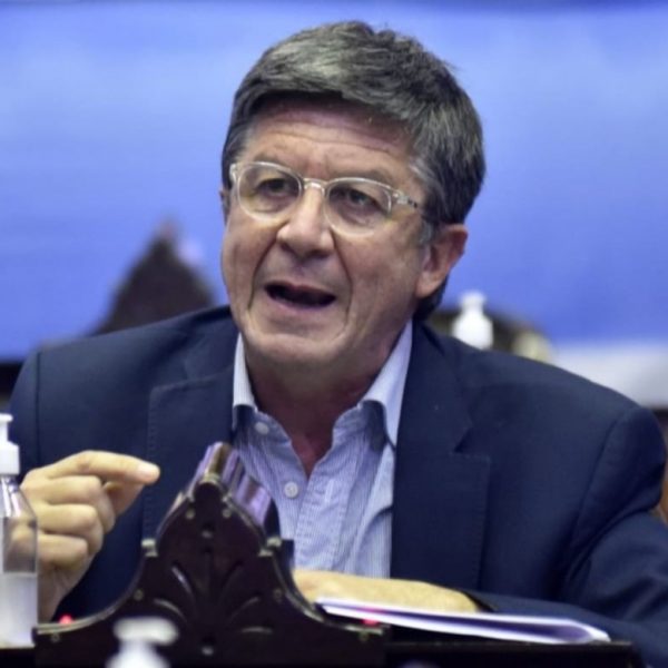 Menna vuelve a impulsar el proyecto de ley de Promoción e Incentivo a la Movilidad Sustentable en la Argentina