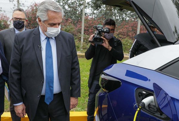 Confirman que las Estaciones de Servicio quedaron afuera de la ley de movilidad sustentable